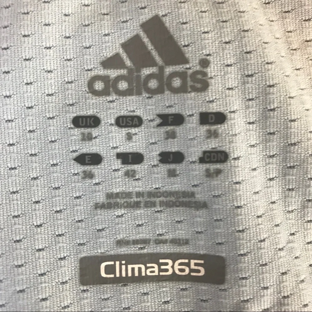 Adidas Climacool Tank, Size Small - Picture 6 of 7
